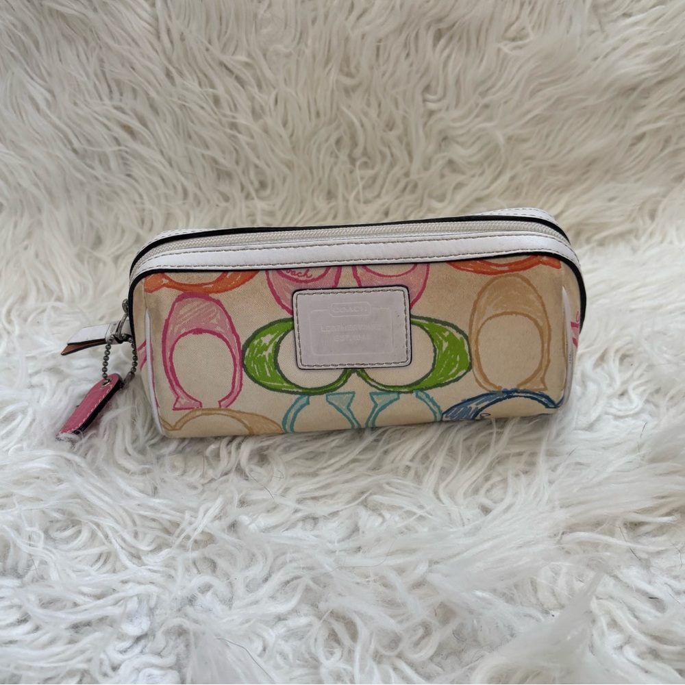 Coach Hamptons Multi Color Pastel Scribble Signature Cosmetic Case